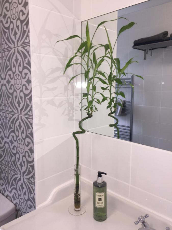 Milan House Apartment ลอนดอน ภายนอก รูปภาพ