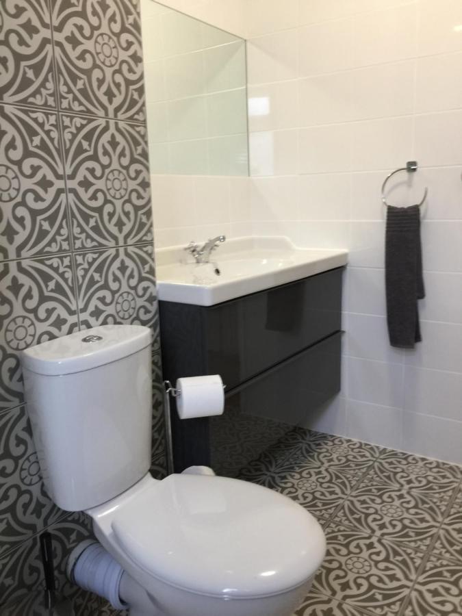 Milan House Apartment ลอนดอน ภายนอก รูปภาพ
